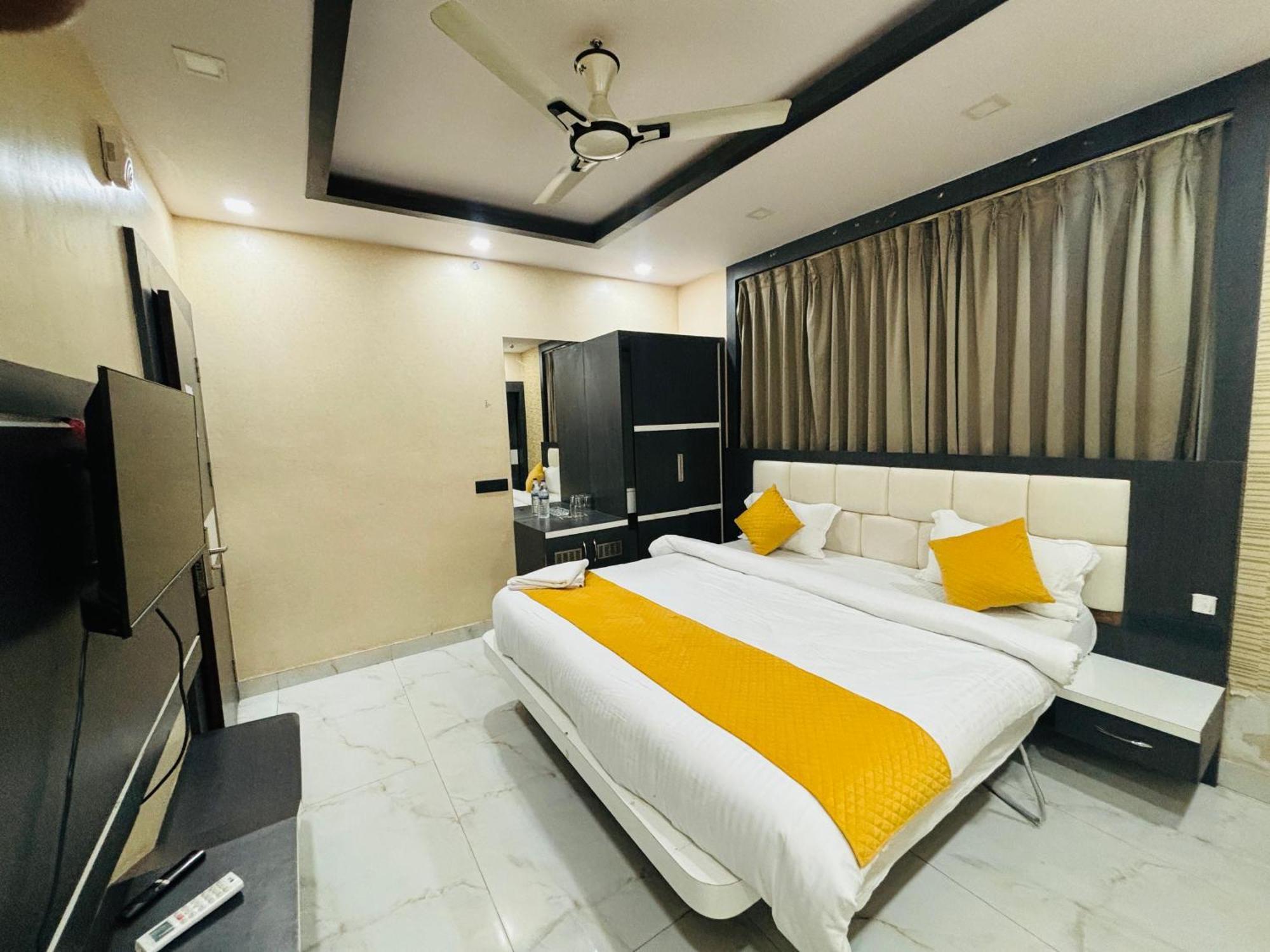 Kings Inn Hotel 兰契 外观 照片